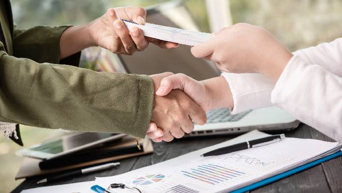 Despido simulado para cobrar el paro: la Justicia cierra el paso a este fraude laboral