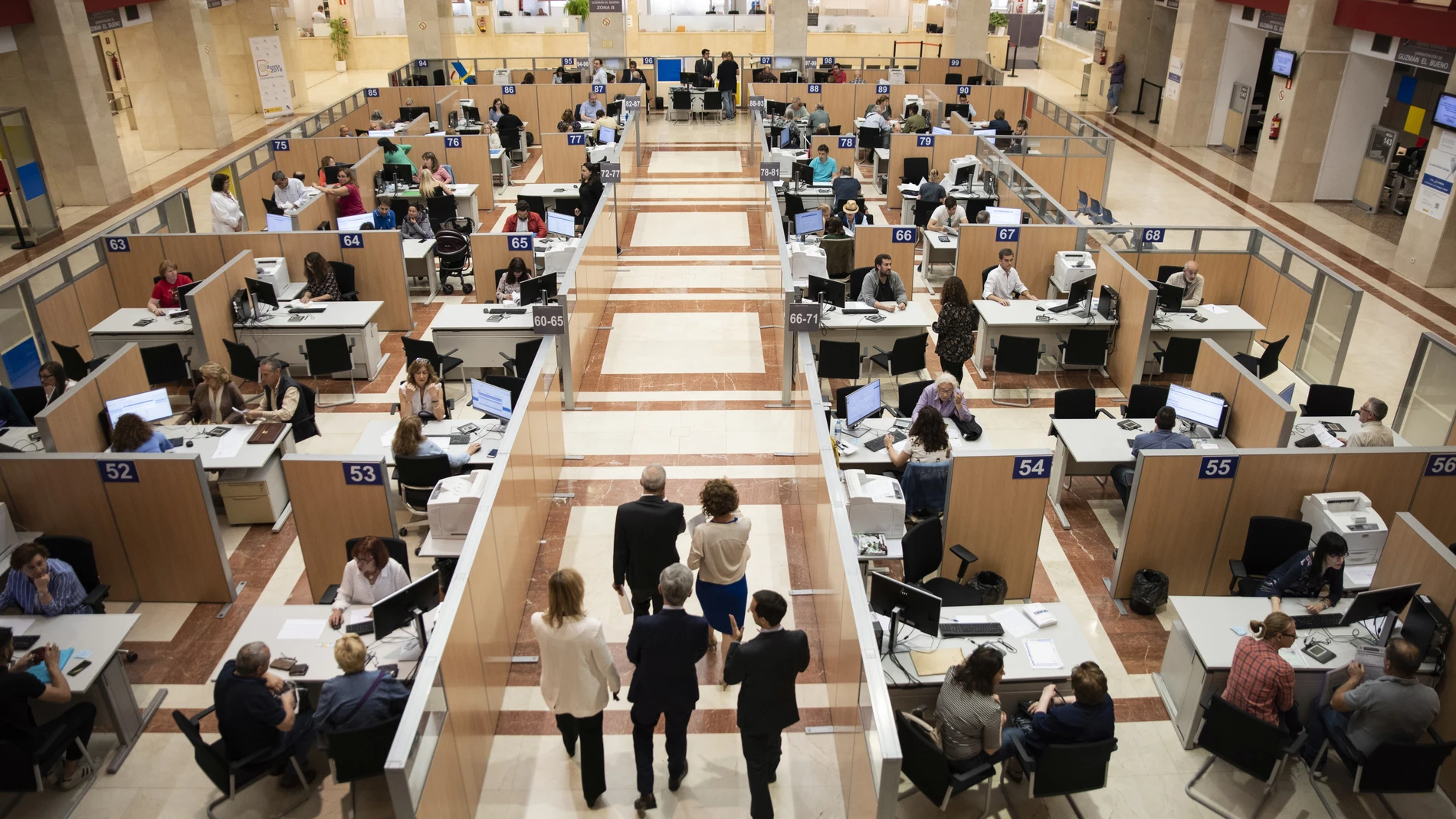 El Supremo da la razón a los funcionarios: Miles podrán reclamar  por pluses no pagados